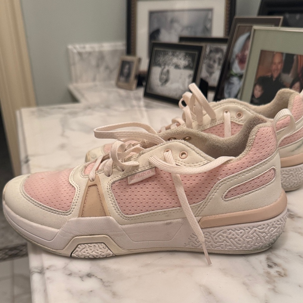 OluKai Women's Blush Pink and Cream Mesh Athletic Sneakers